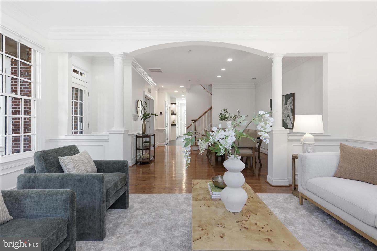407 S Henry Street photo 9