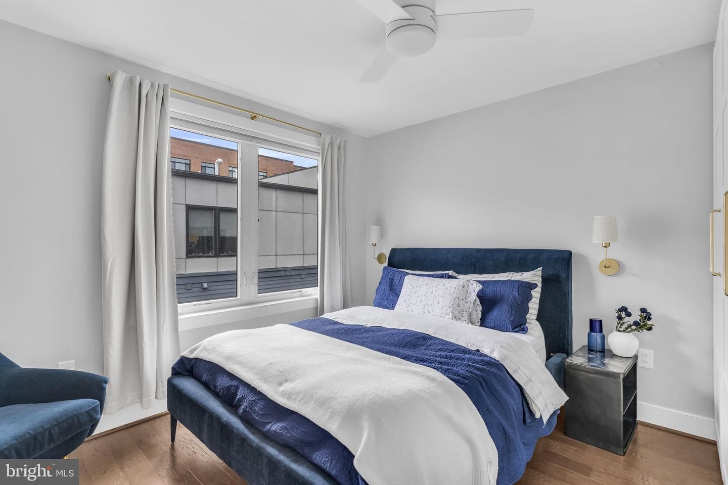 423 Nottoway Walk photo 16