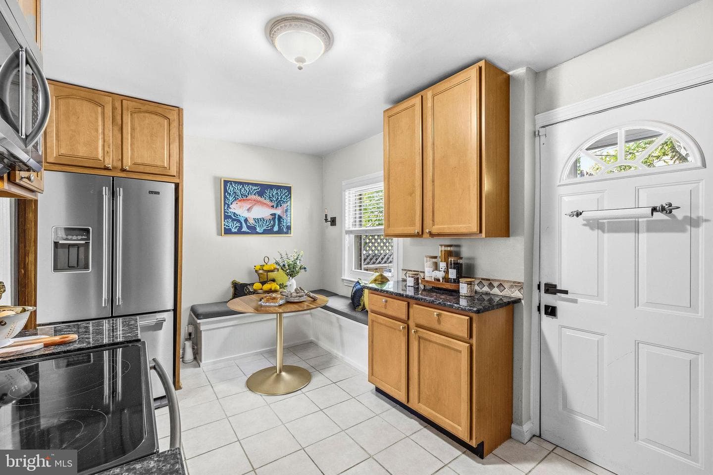 1735 Cameron Street photo 11