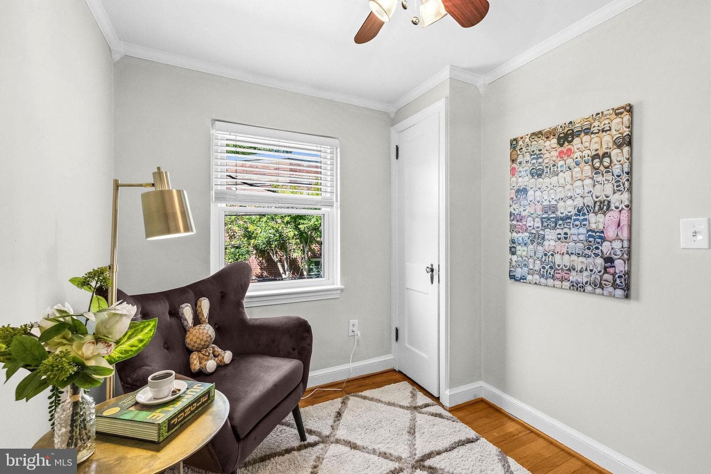 1735 Cameron Street photo 17