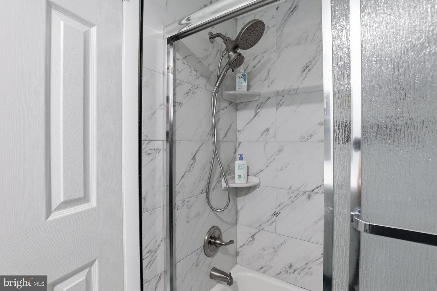 5913 Mayflower Court #101 photo 27