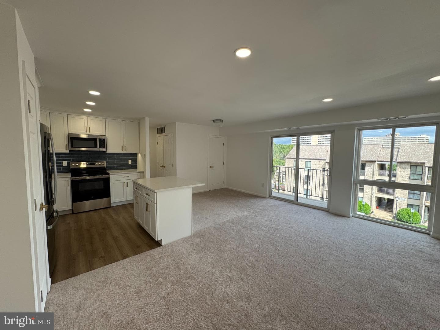 6153 Edsall Rd # I, Alexandria