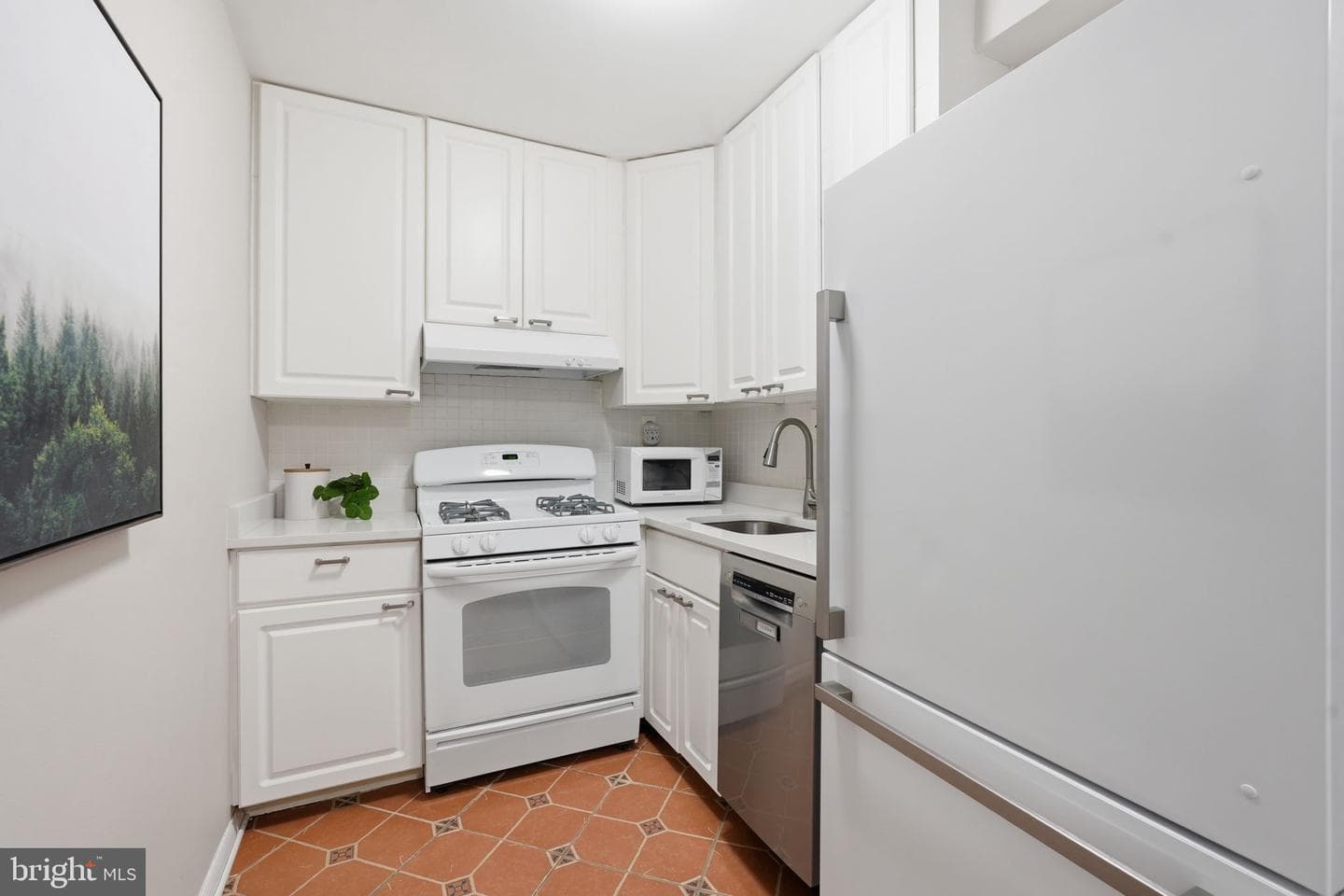 801 N Pitt Street #706 photo 6