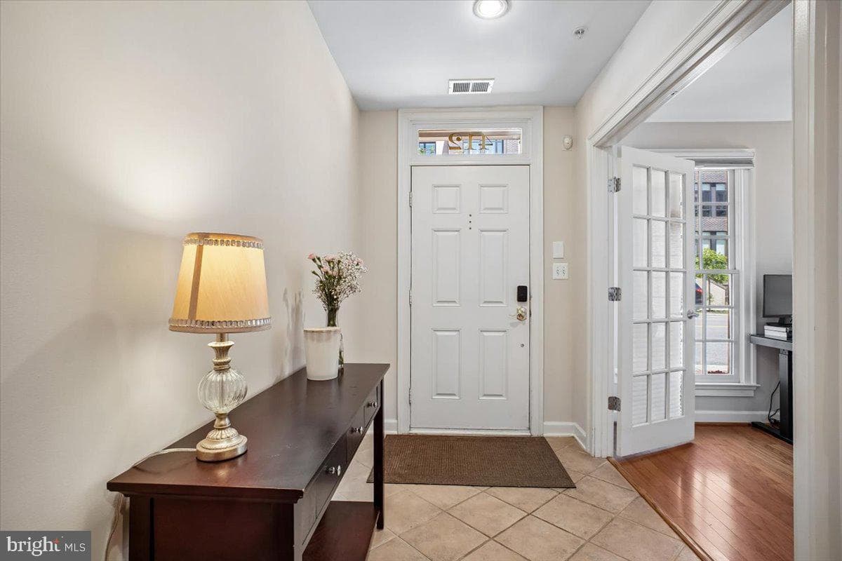 412 Pendleton Street photo 2