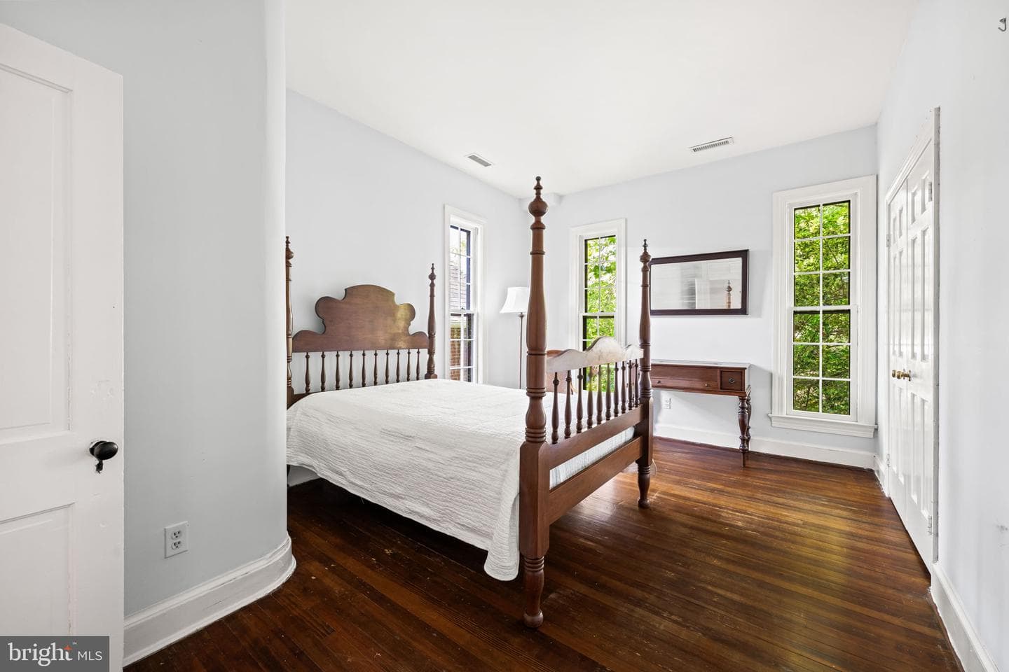 215 N Columbus Street photo 13