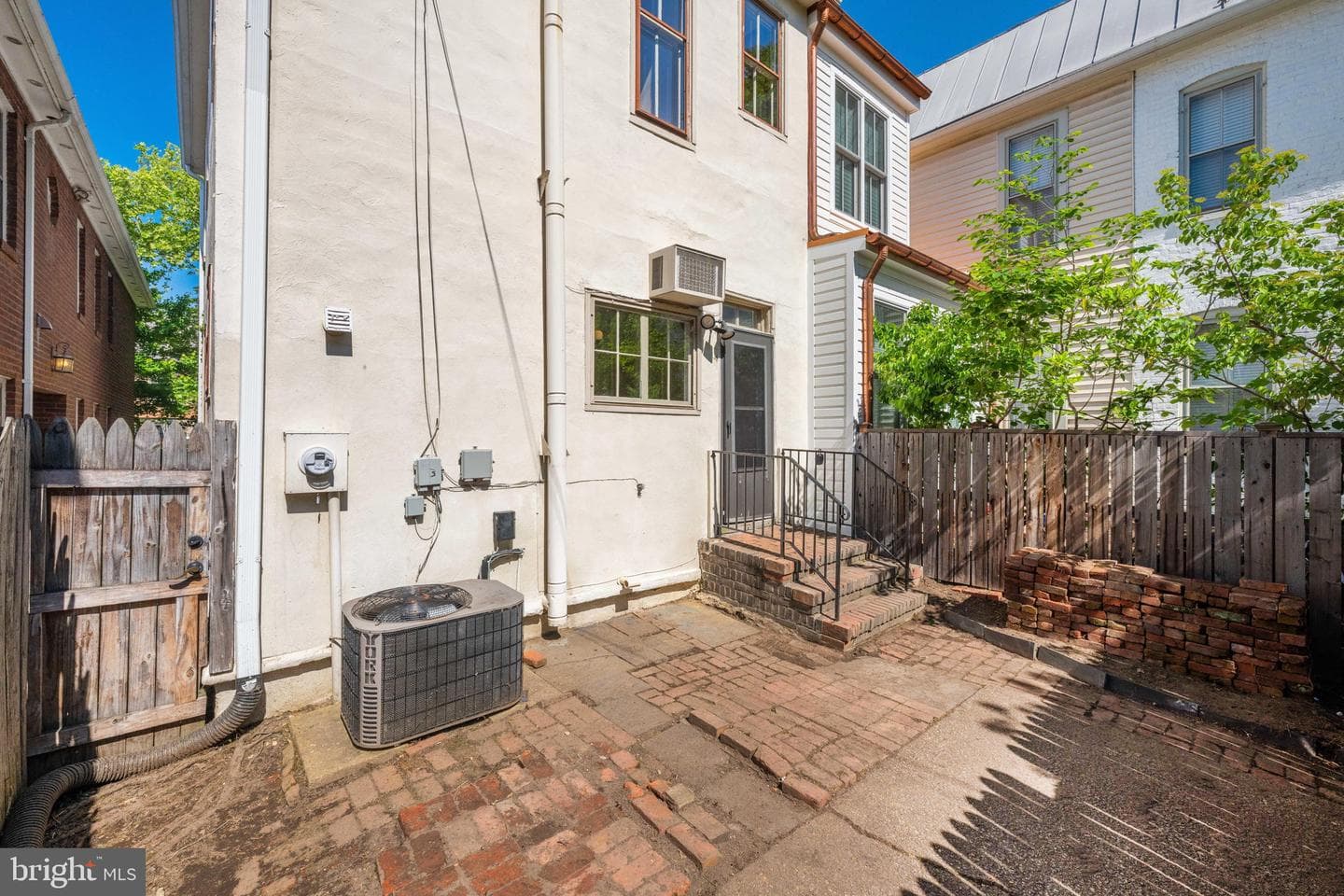 215 N Columbus Street photo 21