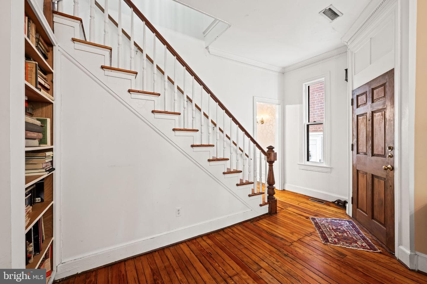 215 N Columbus Street photo 4