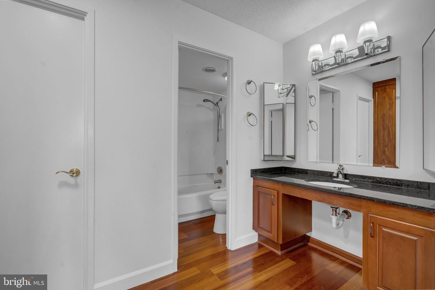 307 Yoakum Parkway #1722 photo 23