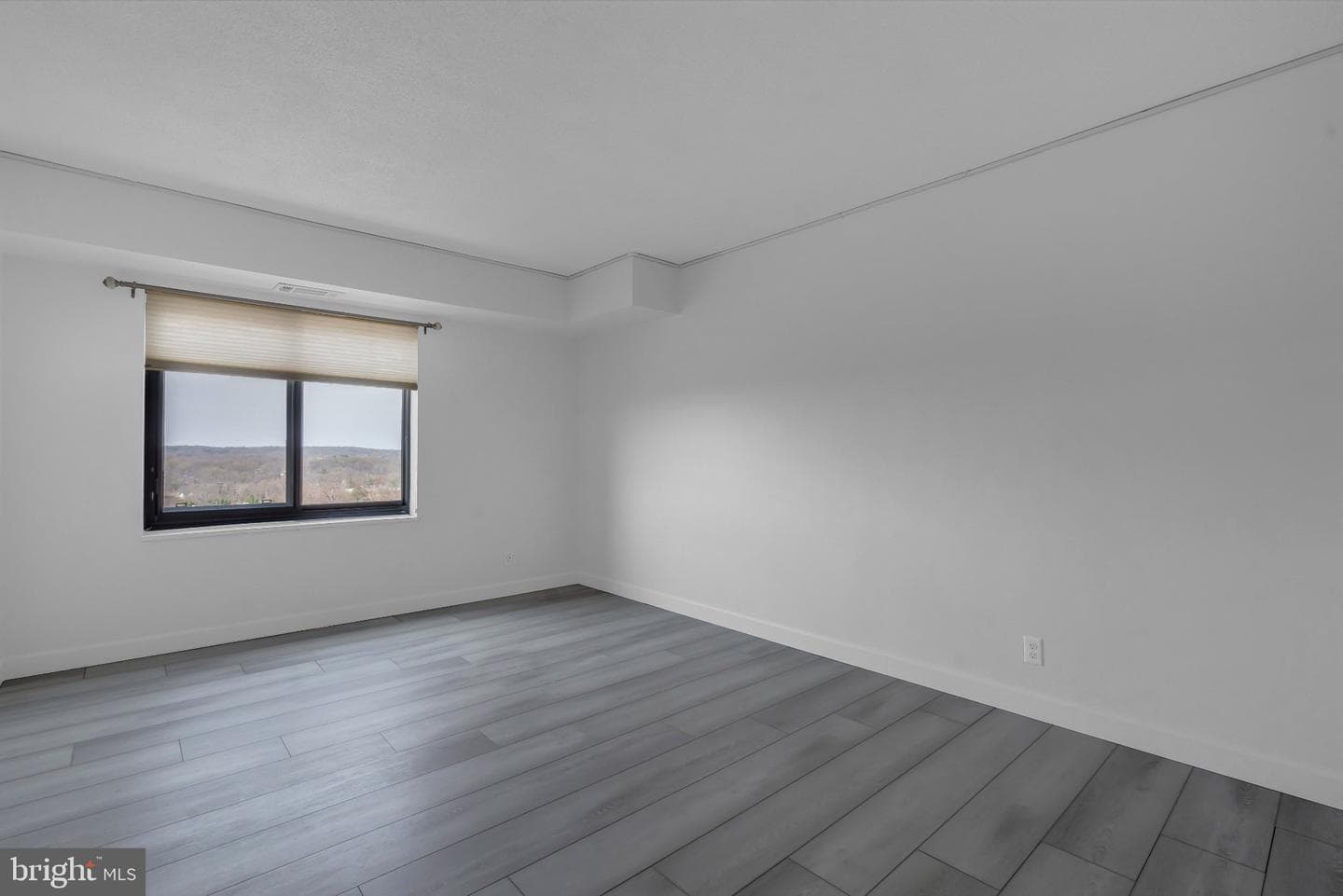 307 Yoakum Parkway #1722 photo 27