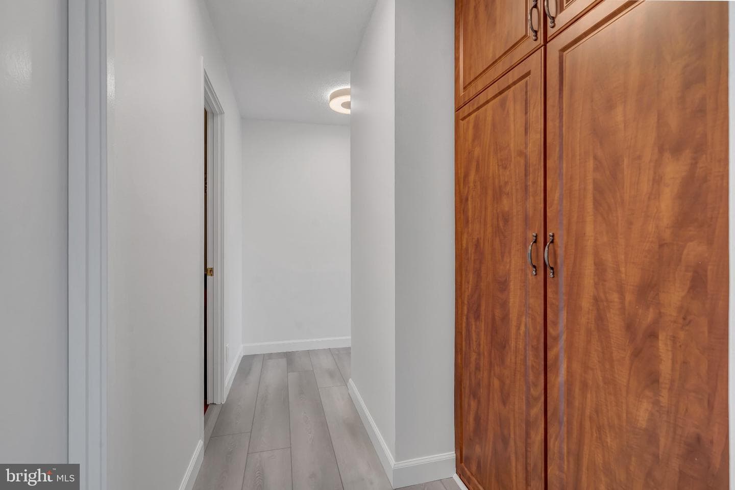 307 Yoakum Parkway #1722 photo 34
