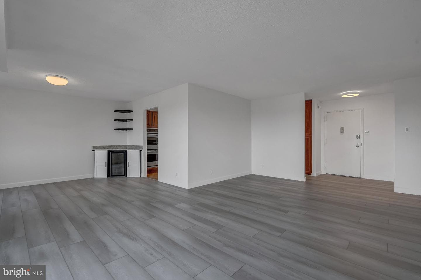 307 Yoakum Parkway #1722 photo 6