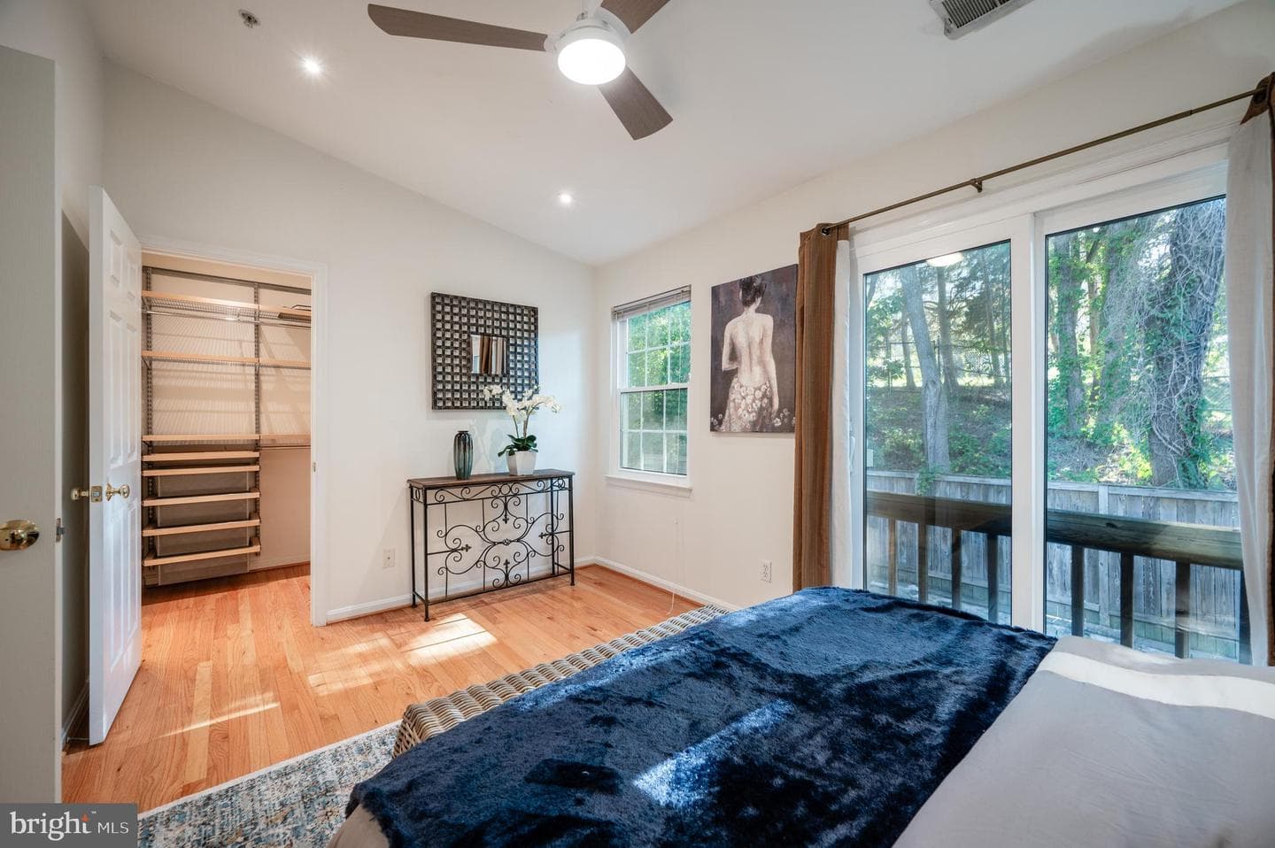 122 Sanborn Place photo 32