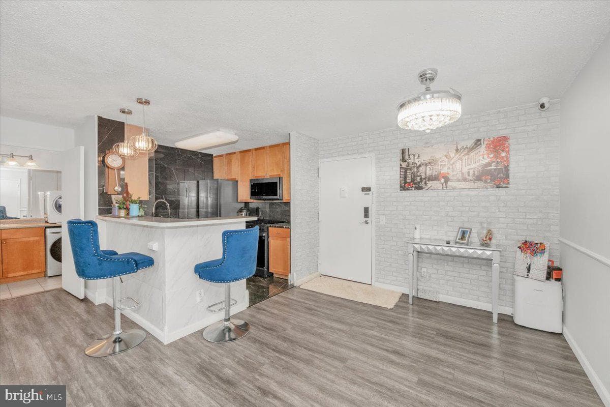 60 S Van Dorn St # 511 photo 13