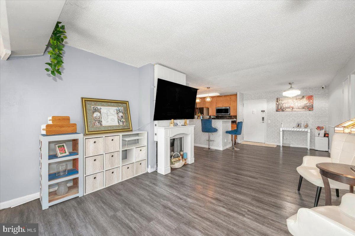 60 S Van Dorn St # 511 photo 8