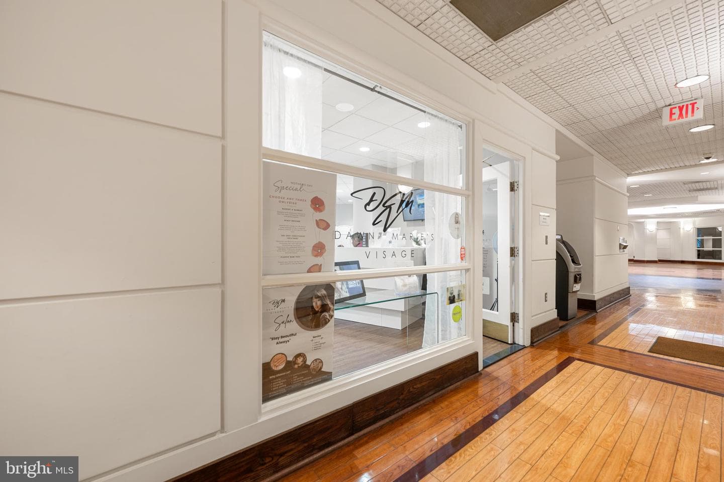 203 Yoakum Parkway #609 photo 35