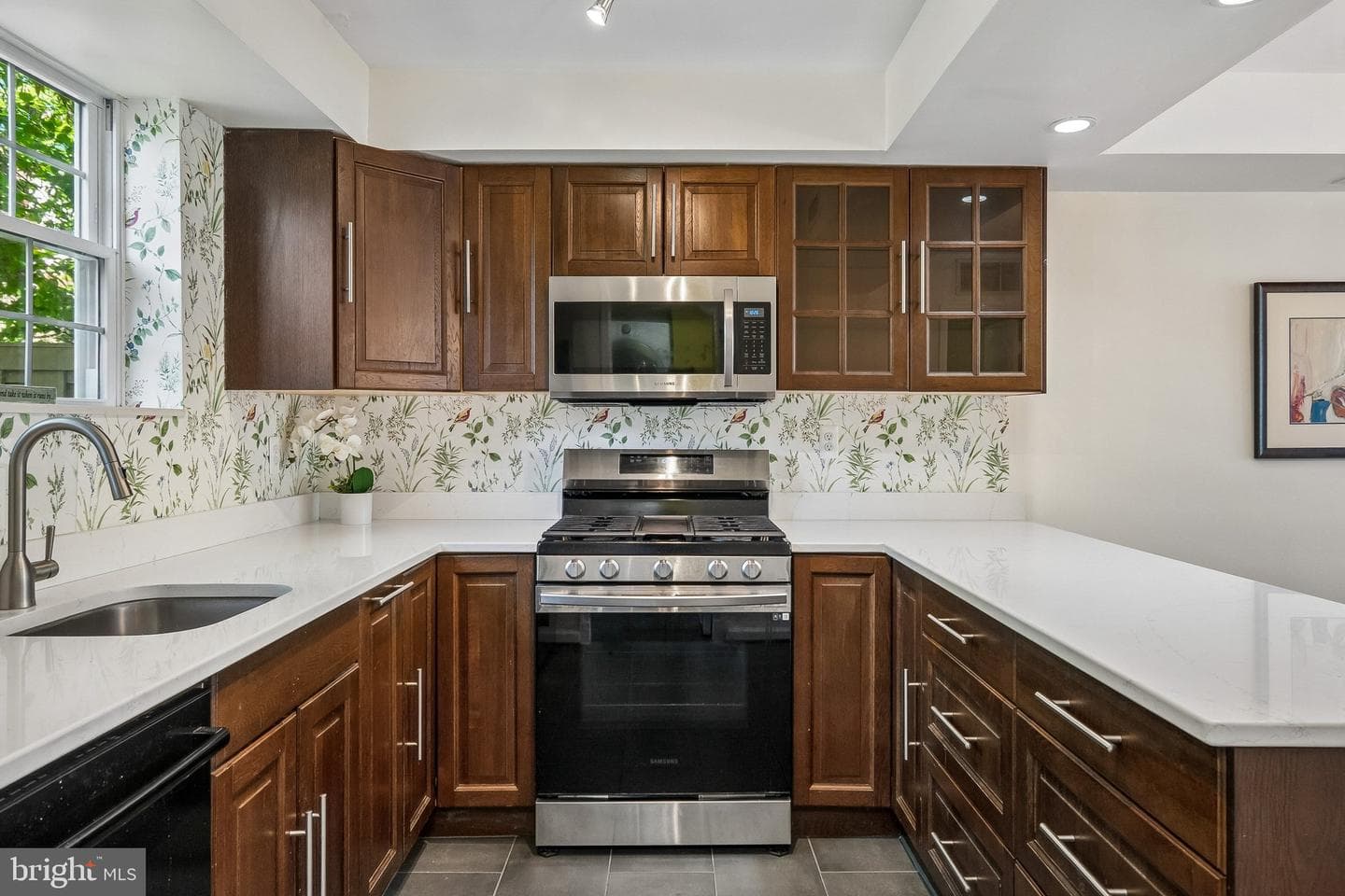 3812 Jason Avenue photo 10