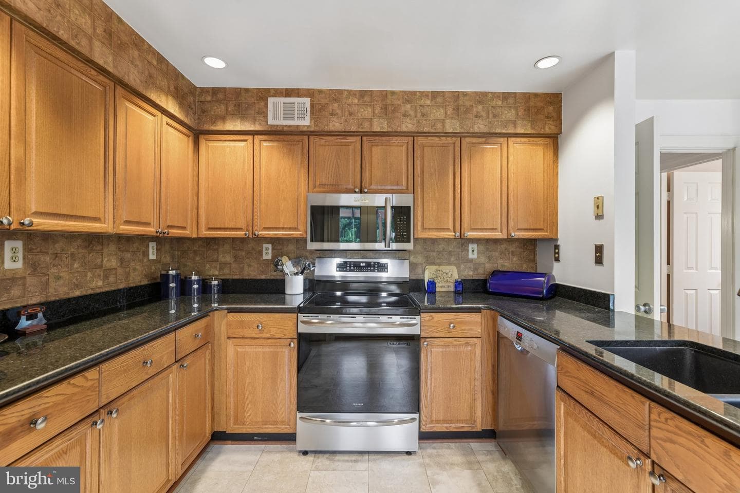 1715 Dogwood Dr photo 26