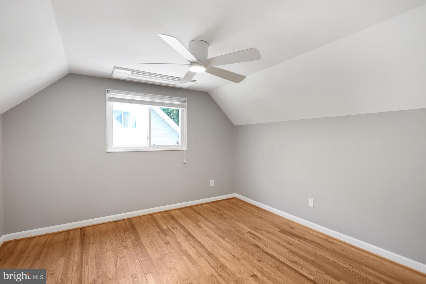 208 N Furman Street photo 24