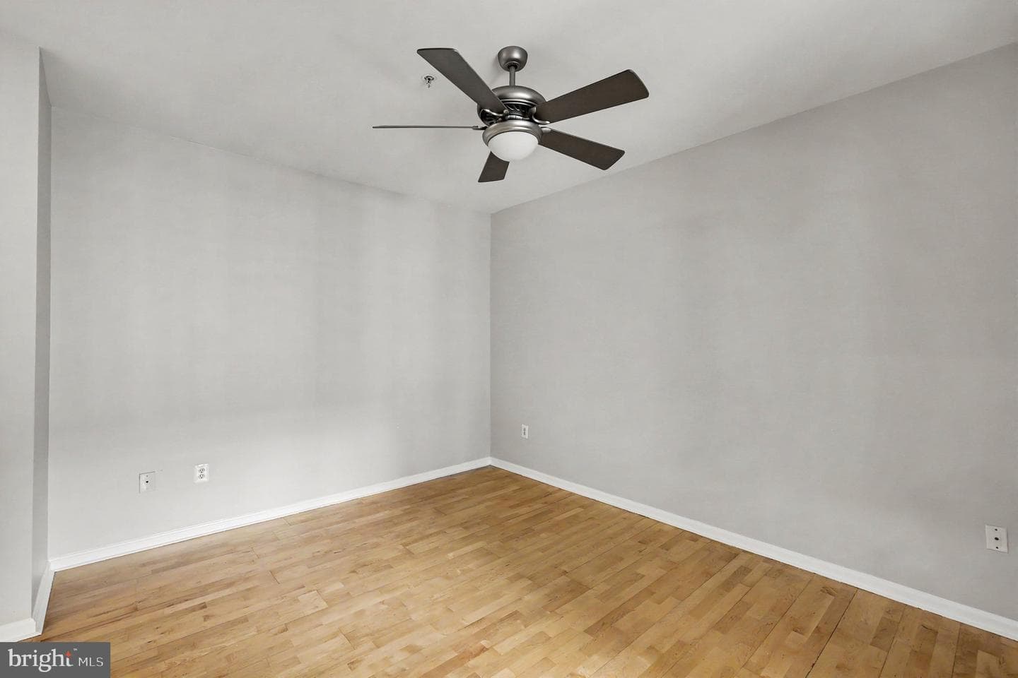 4852 Eisenhower Avenue #434 photo 32