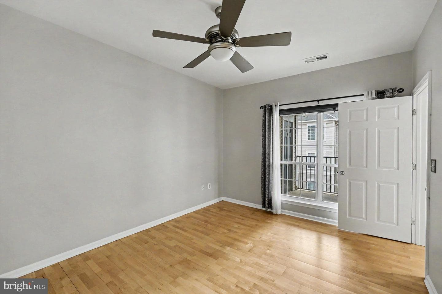 4852 Eisenhower Avenue #434 photo 35