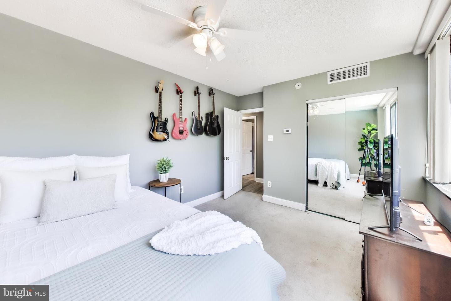 6301 Stevenson Avenue #102 photo 14