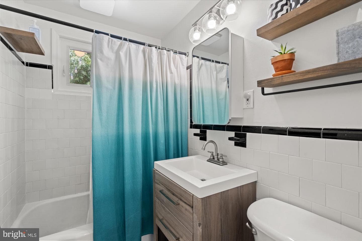 3117 King St photo 20