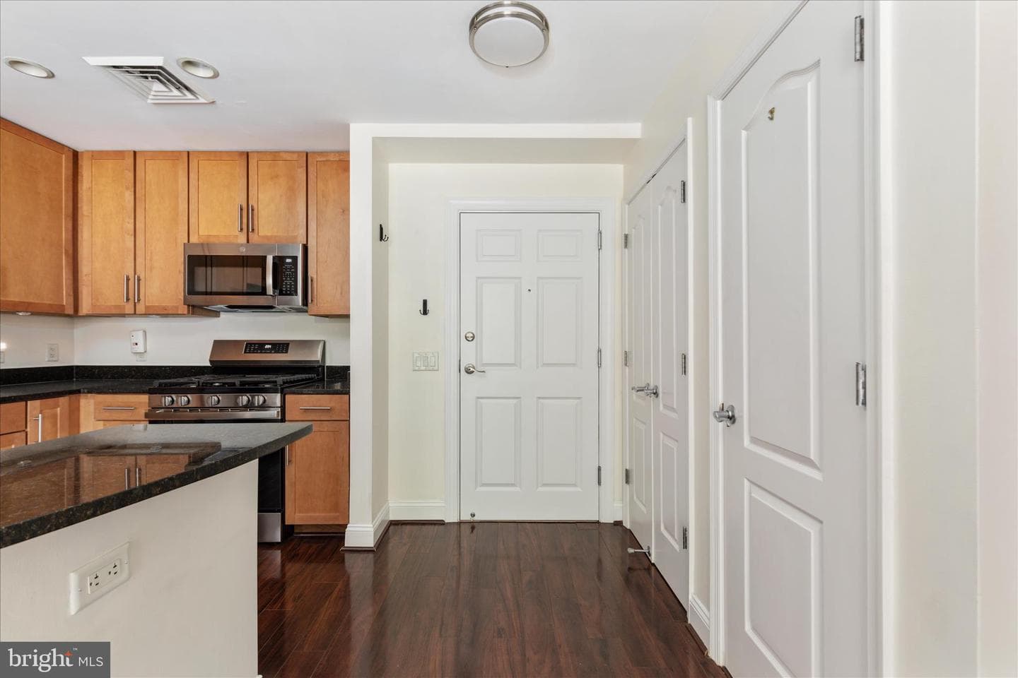 1111 Oronoco Street #226 photo 14