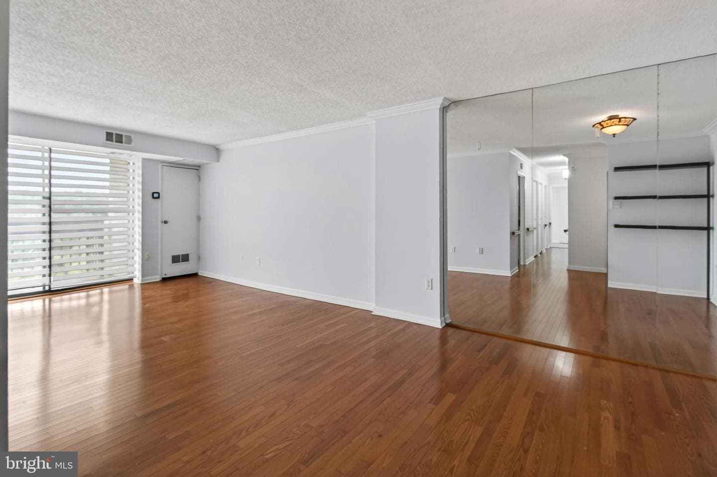5300 Holmes Run Parkway #906 photo 13