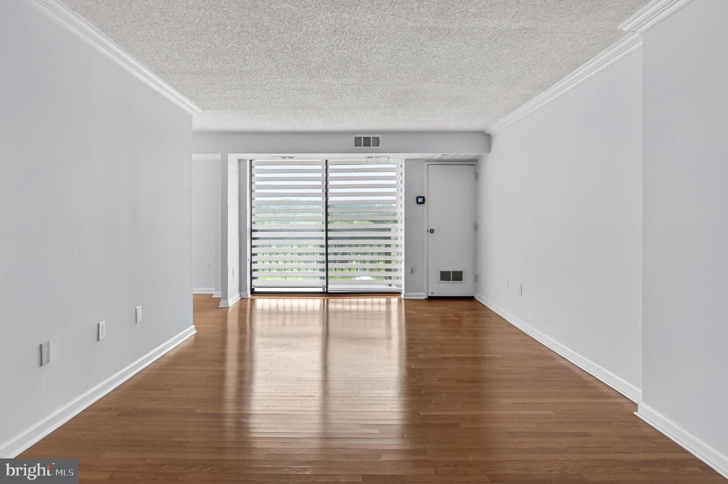 5300 Holmes Run Parkway #906 photo 14