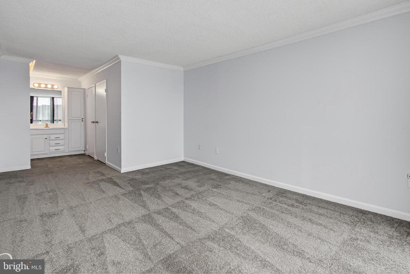 5300 Holmes Run Parkway #906 photo 29