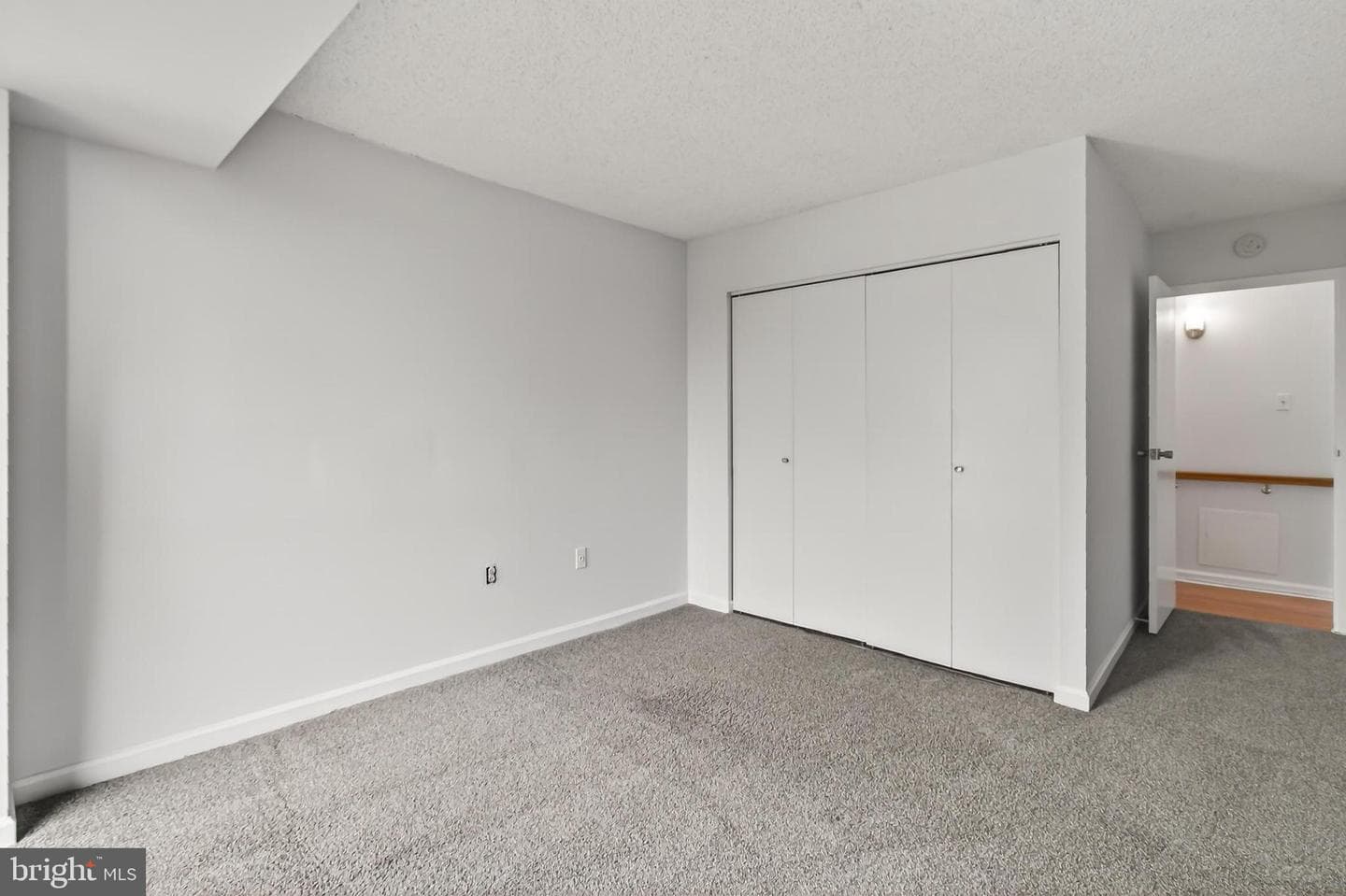 5300 Holmes Run Parkway #906 photo 35