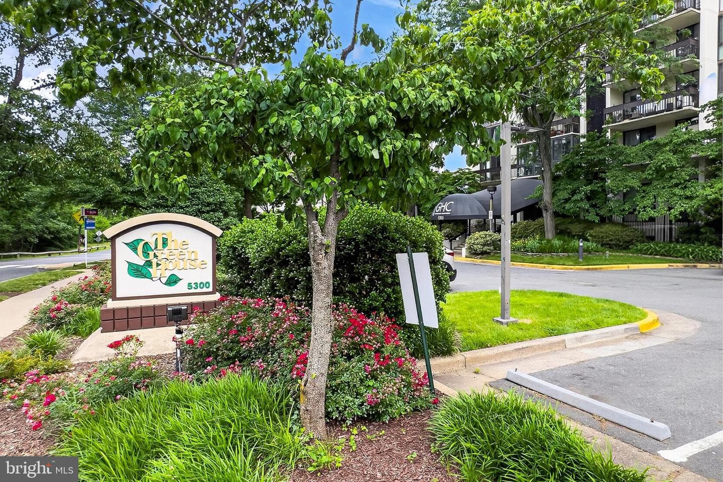 5300 Holmes Run Parkway #906 photo 57