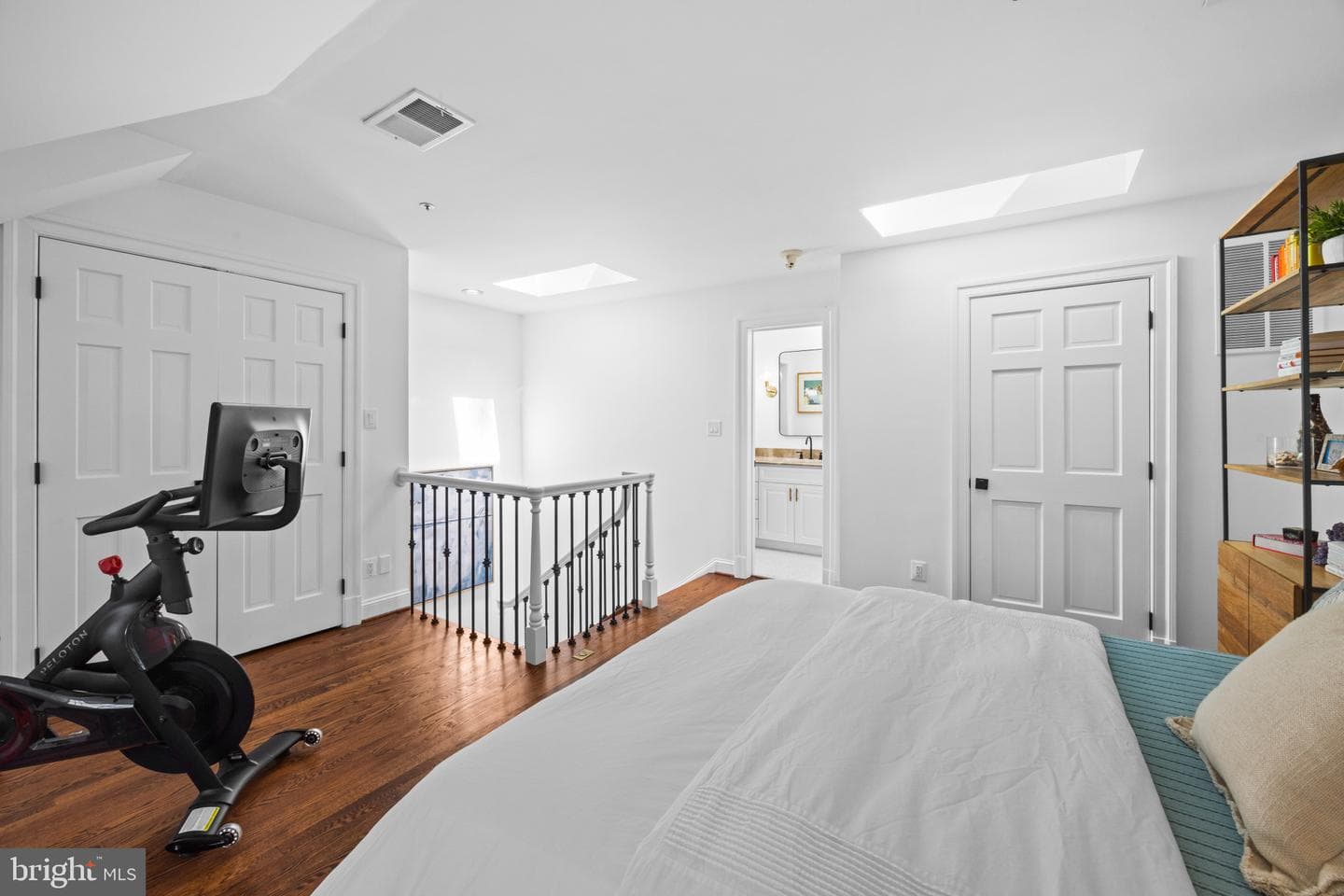 68 Wolfe Street photo 35