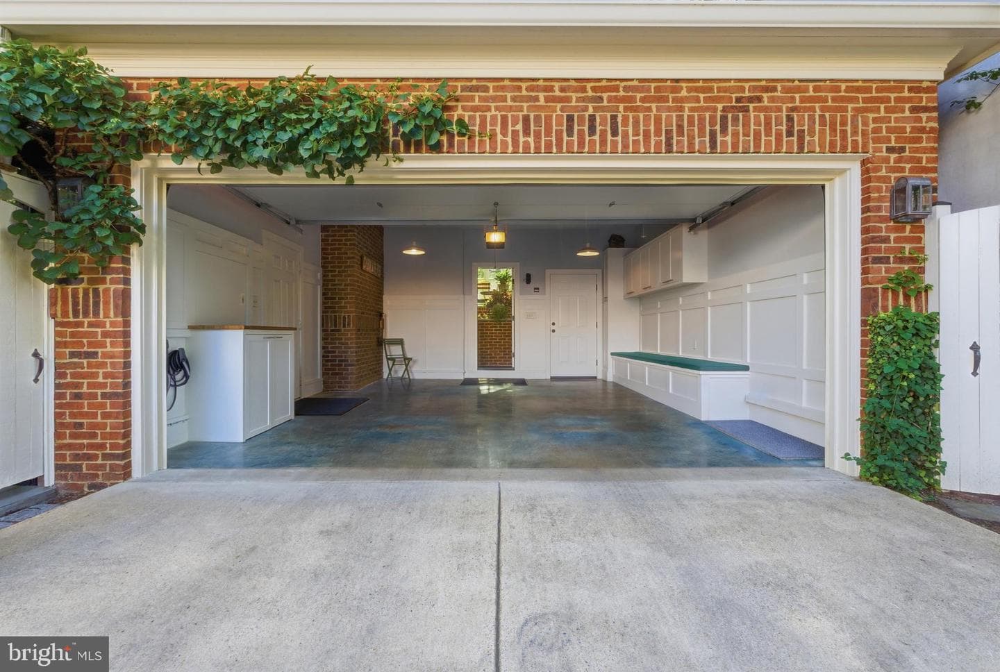 808 Oronoco Street photo 33