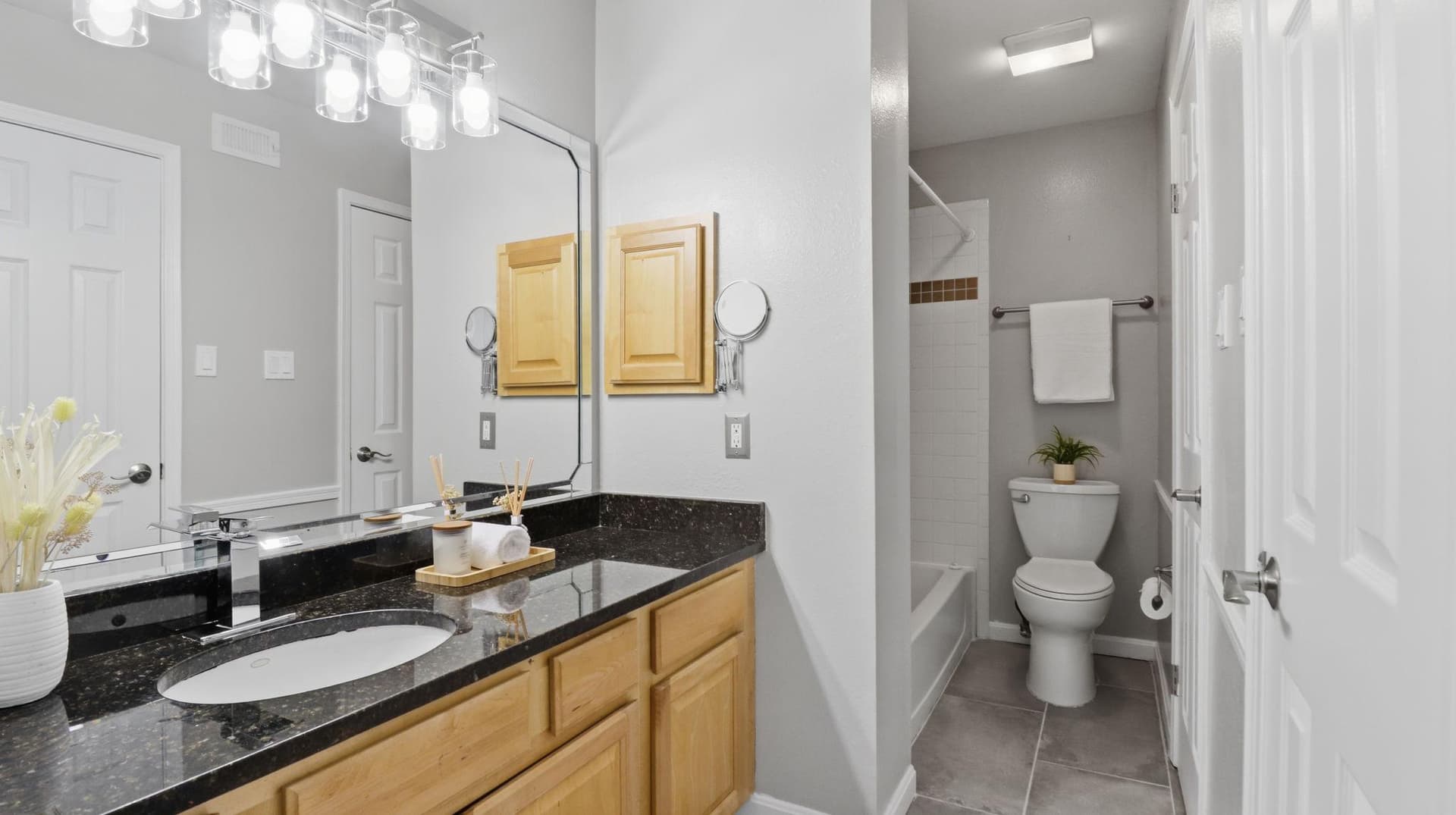 3311 Wyndham Circle #2202 photo 10