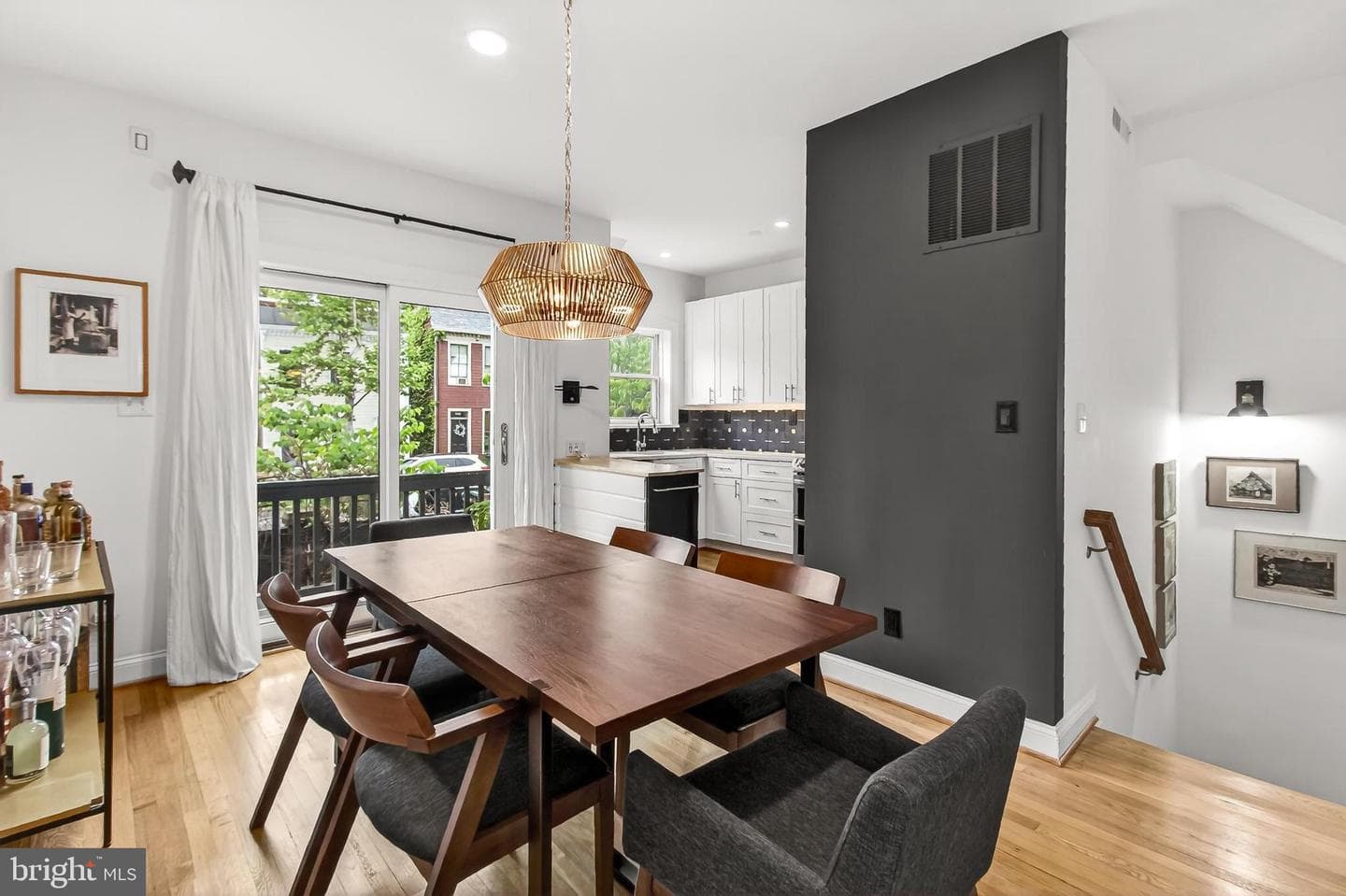 902 Oronoco Street photo 13