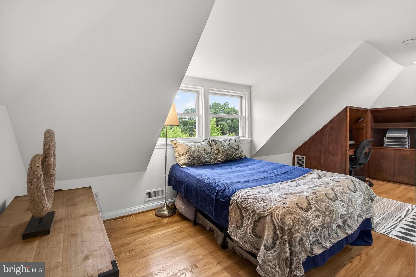 902 Oronoco Street photo 35