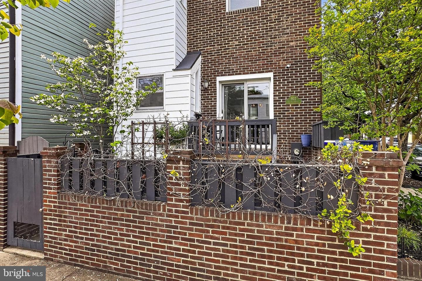 902 Oronoco Street photo 49
