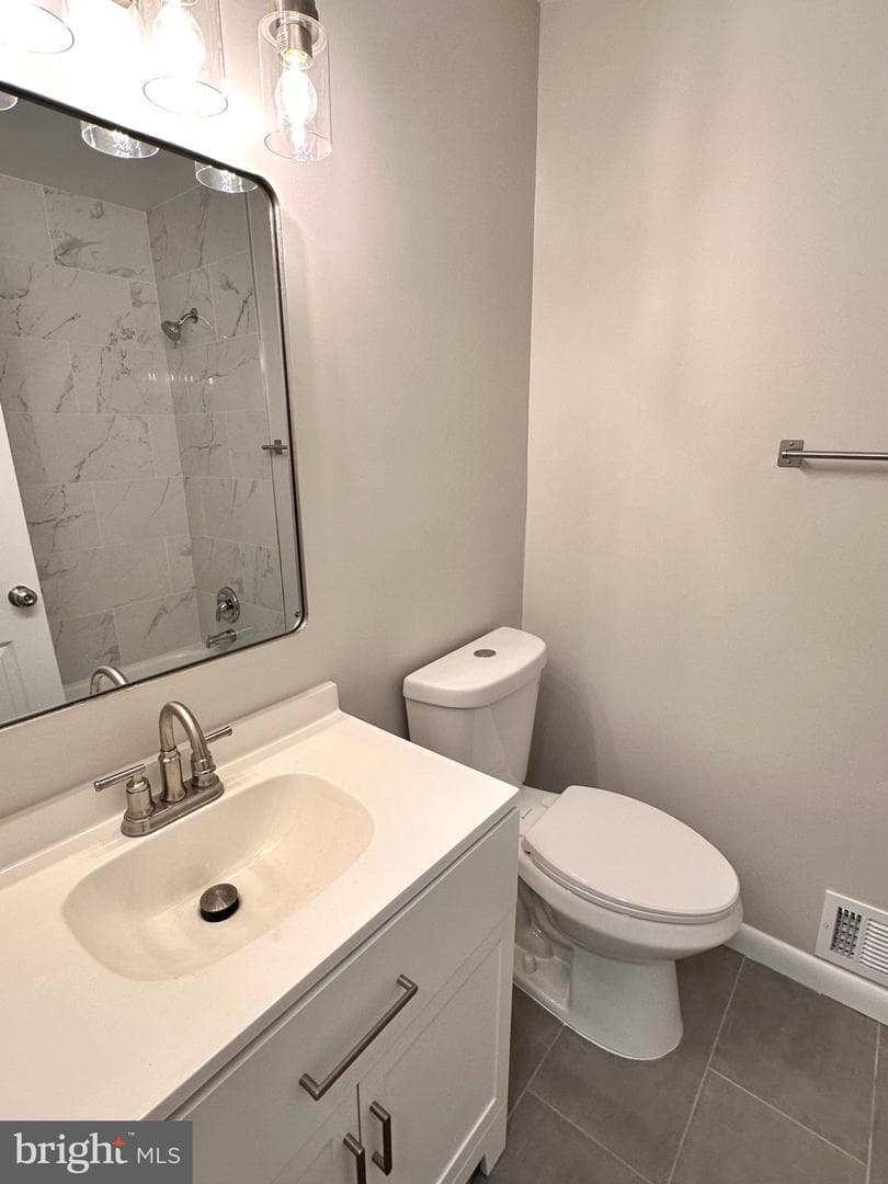 322 N Gordon Street photo 13