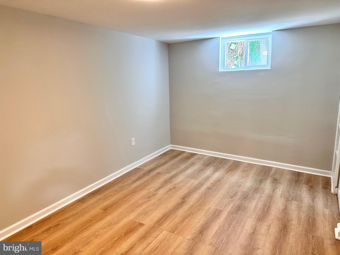 322 N Gordon Street photo 17