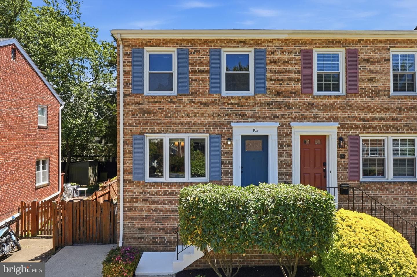 19 E Myrtle Street #a photo 2
