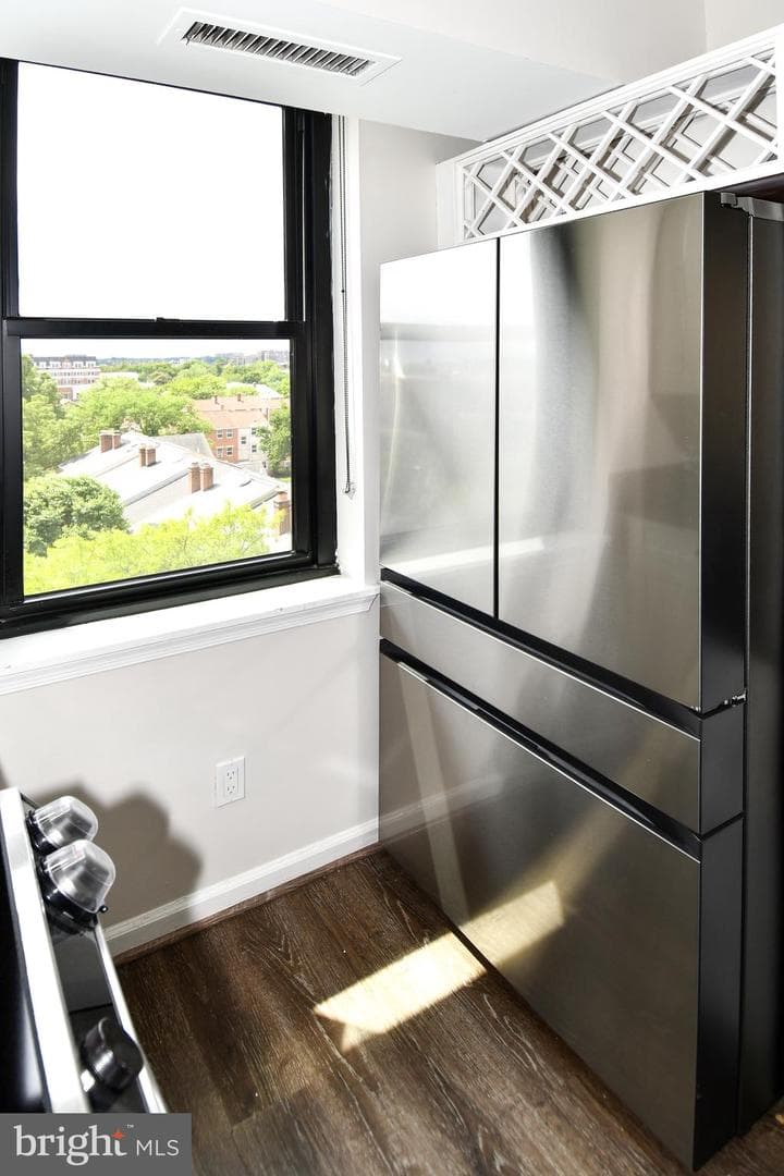 1200 Braddock Place #715 photo 15
