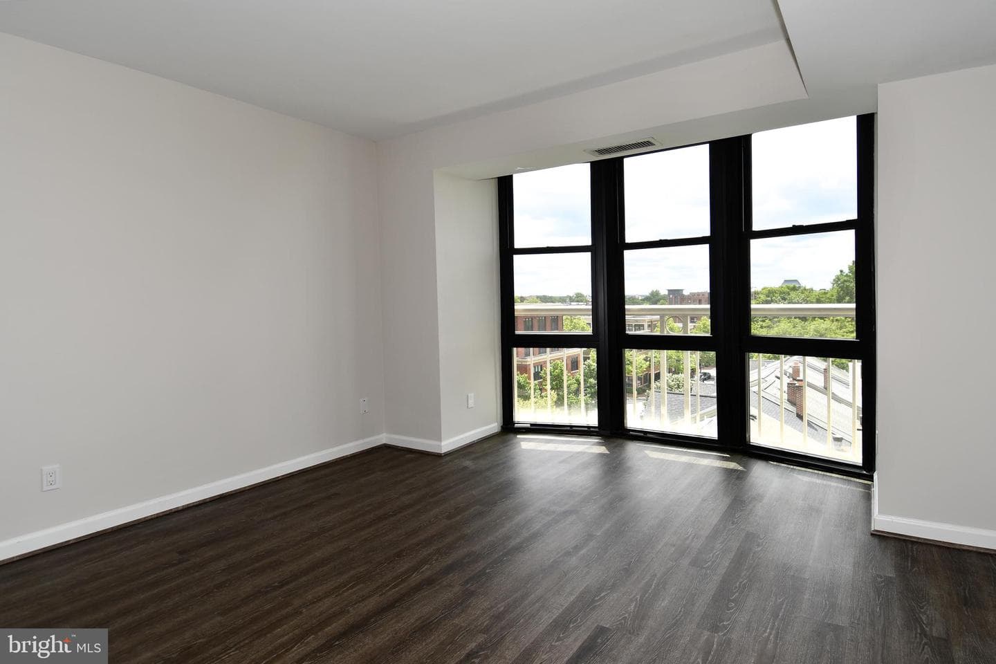 1200 Braddock Place #715 photo 24