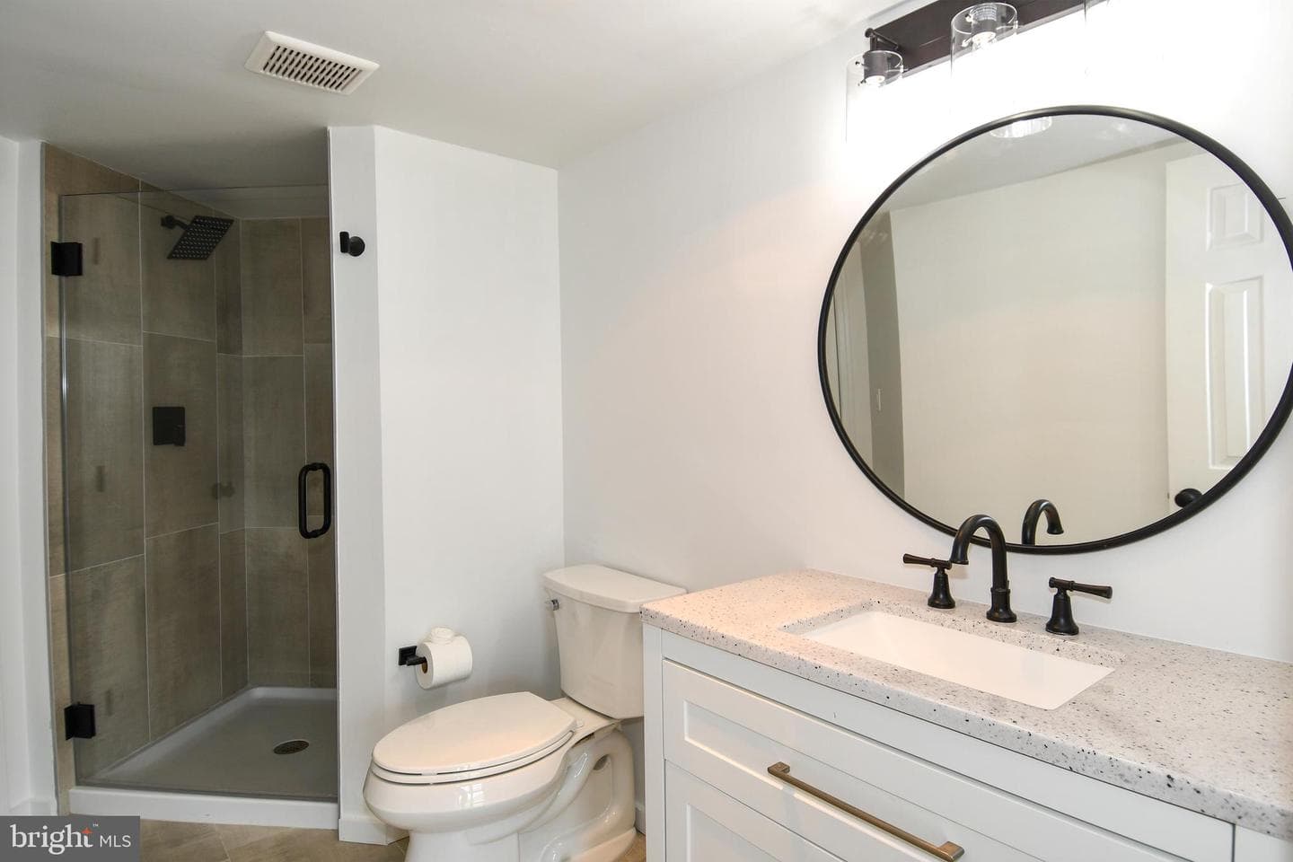 1200 Braddock Place #715 photo 28