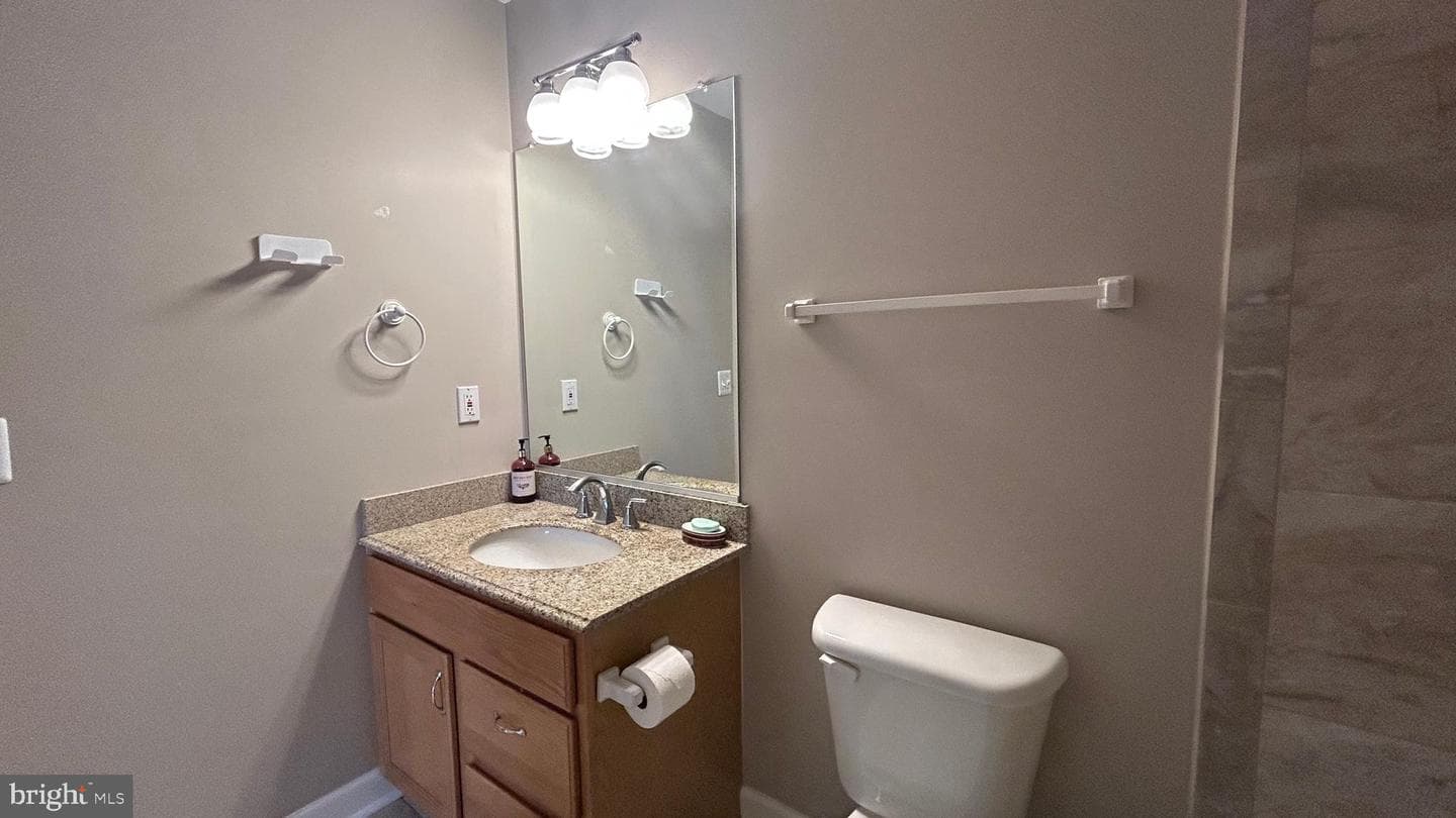 939 Harrison Circle photo 35