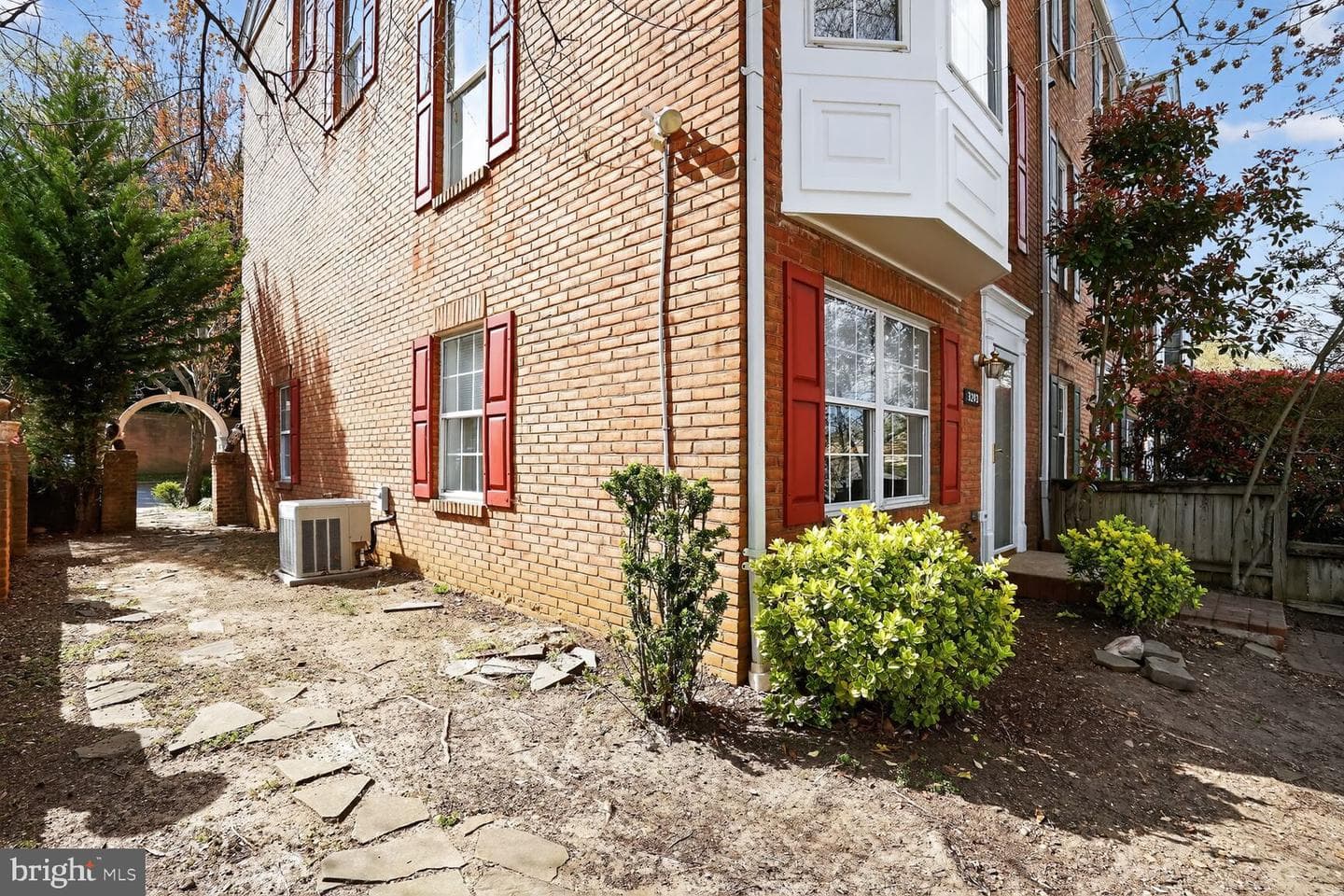 3292 Mount Vernon Avenue photo 29
