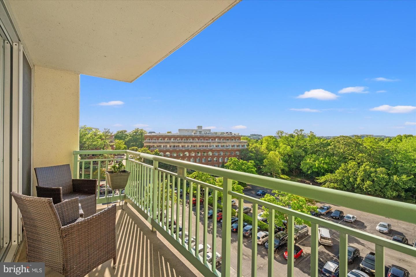501 Slaters Lane #611 photo 22