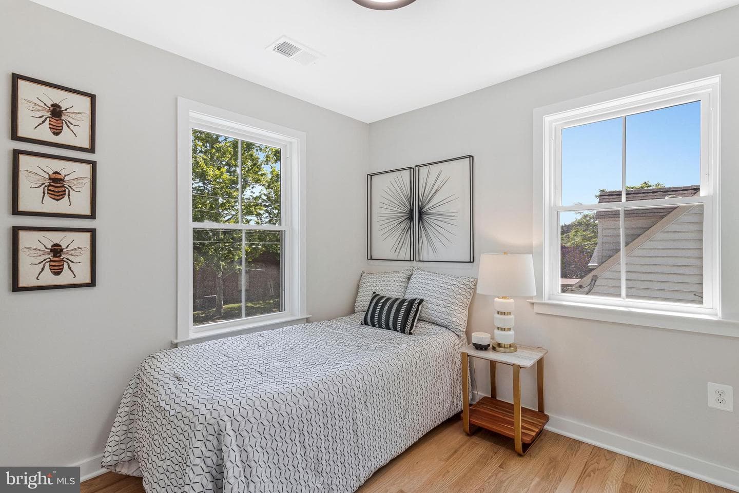 110 E Spring Street photo 32