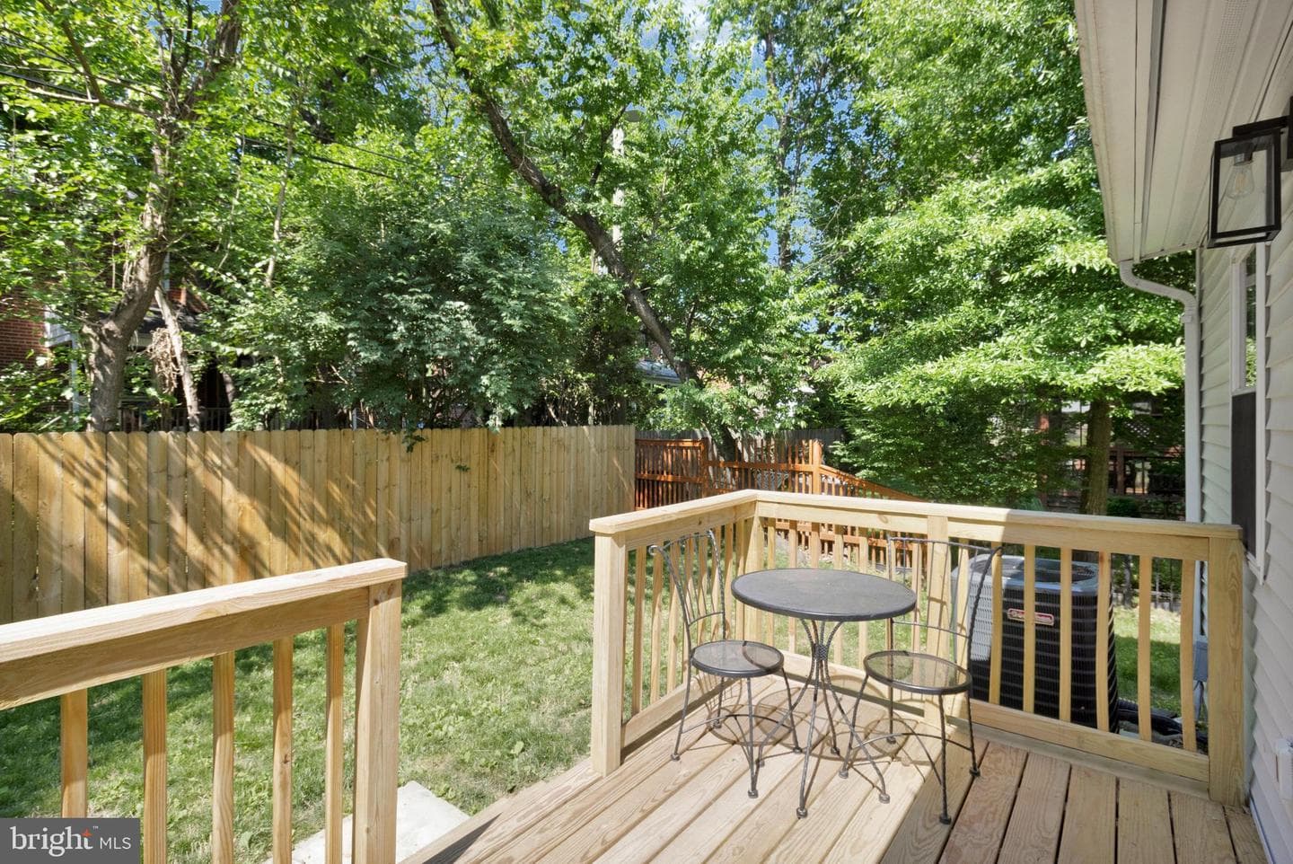 110 E Spring Street photo 42