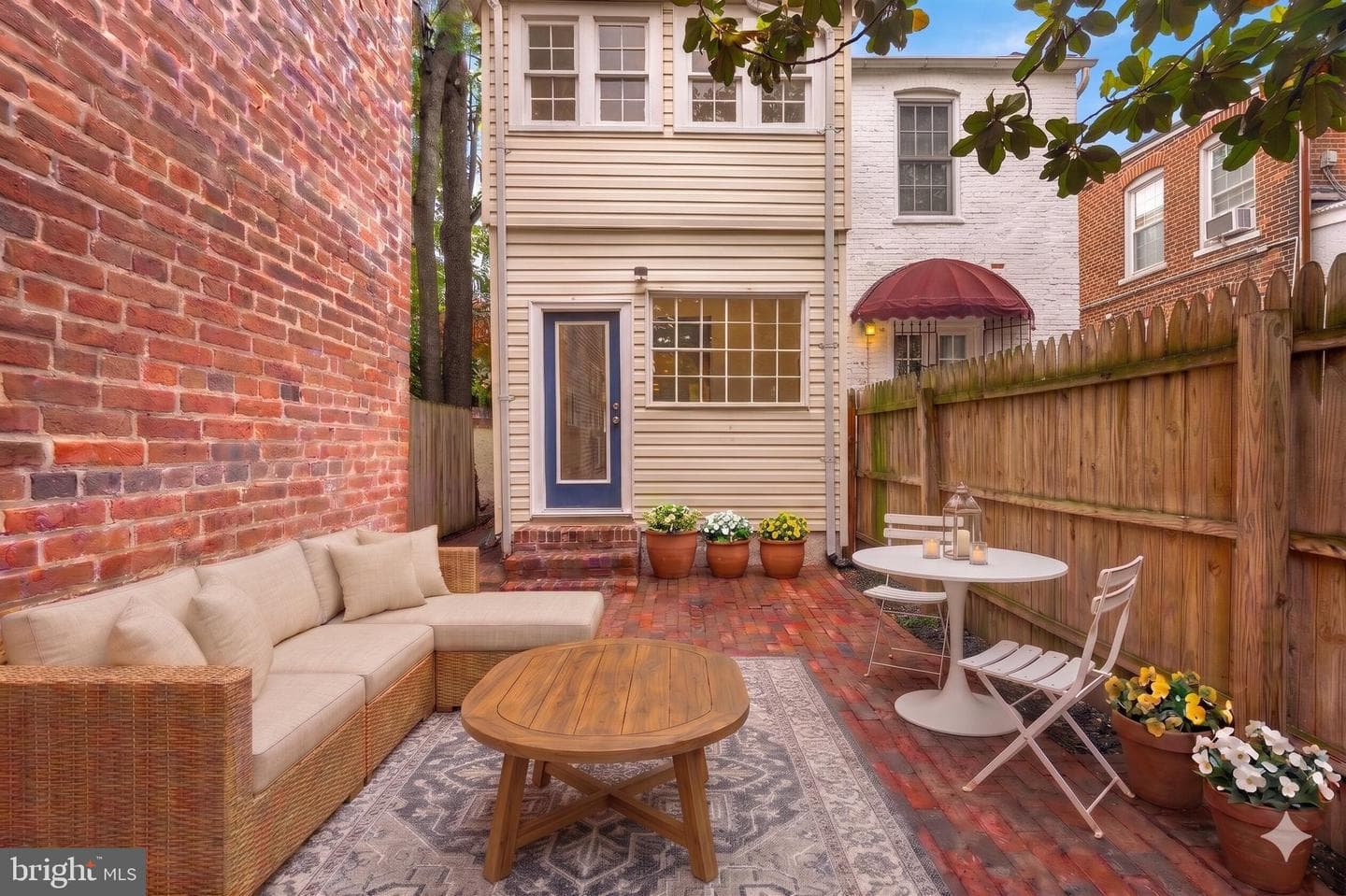 116 S Pitt Street photo 18